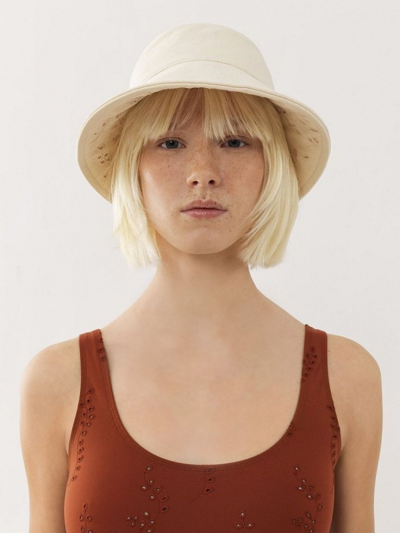 Iconic Milk Chloe X Eres Piia Bob Hats | CHE-SR14477