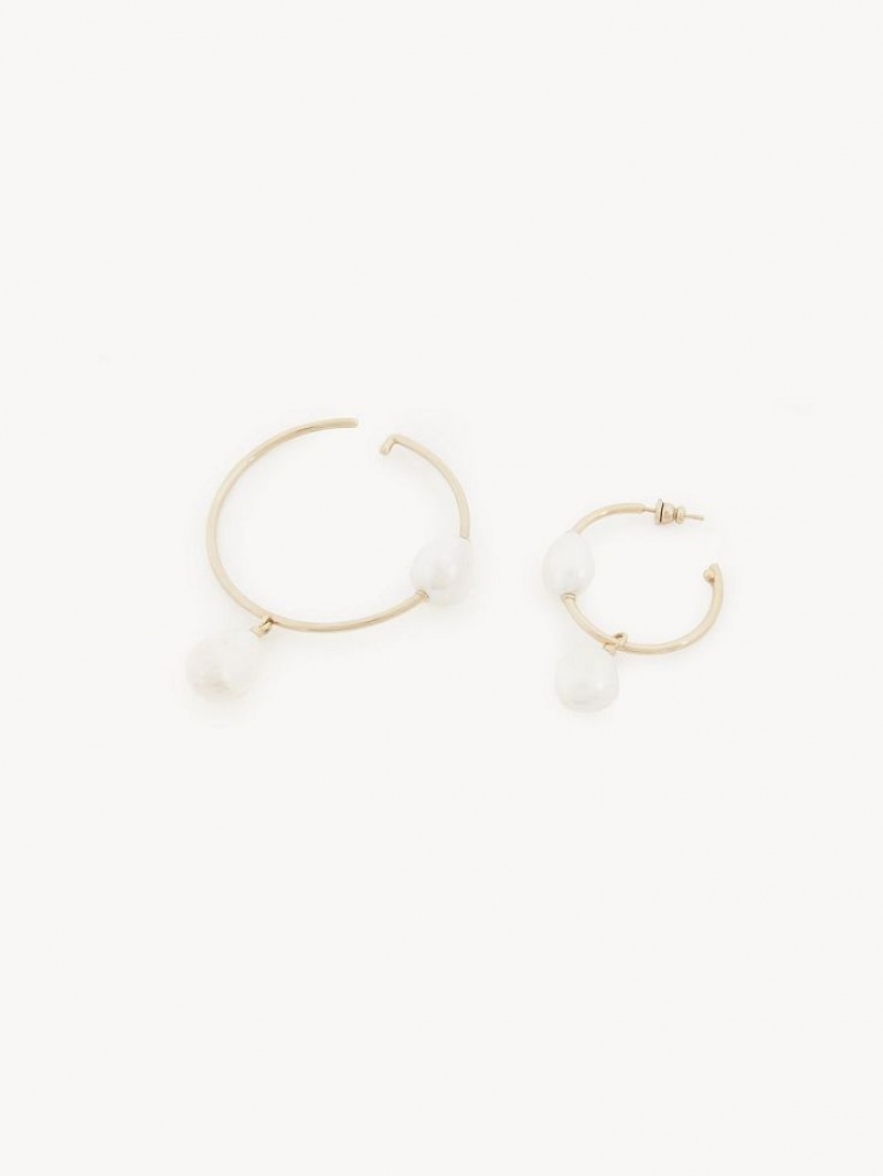 Pearl Chloe Darcey Hoop Earrings | CHE-SR14442