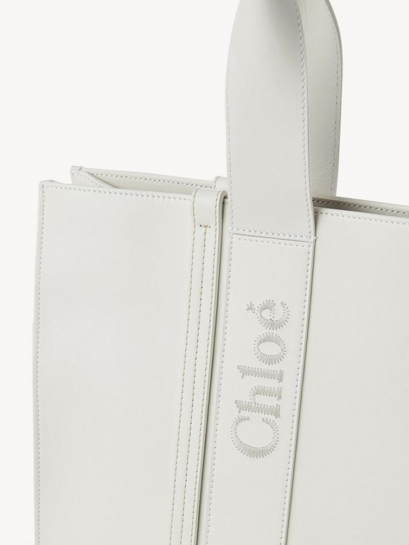 White Chloe Large Woody Tote Bags | CHE-SR13325